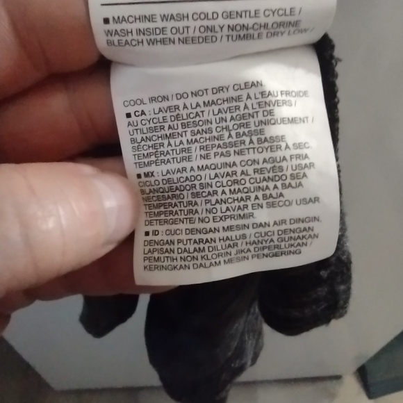 Women or junior Old Navy tank top size SP - Picture 11 of 13